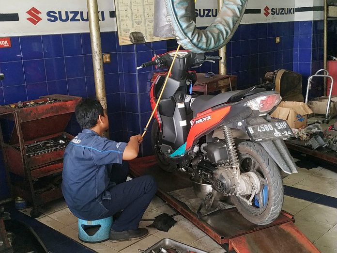 service rutin motor suzuki