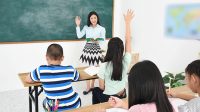 memilih sekolah yang baik