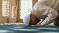 Perbaiki Sholatmu Maka Allah Akan Perbaiki Hidupmu